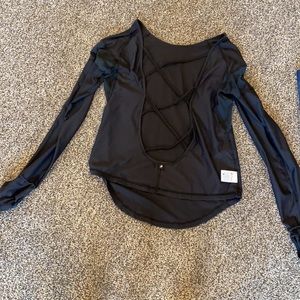 LESLIE LYRICAL Ptula long sleeve